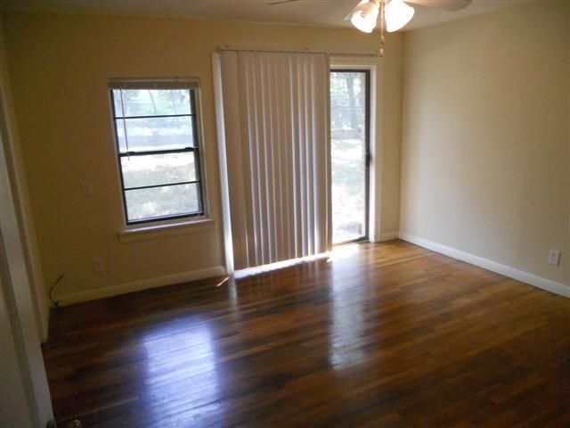919 Keith LN, Austin, TX 78705