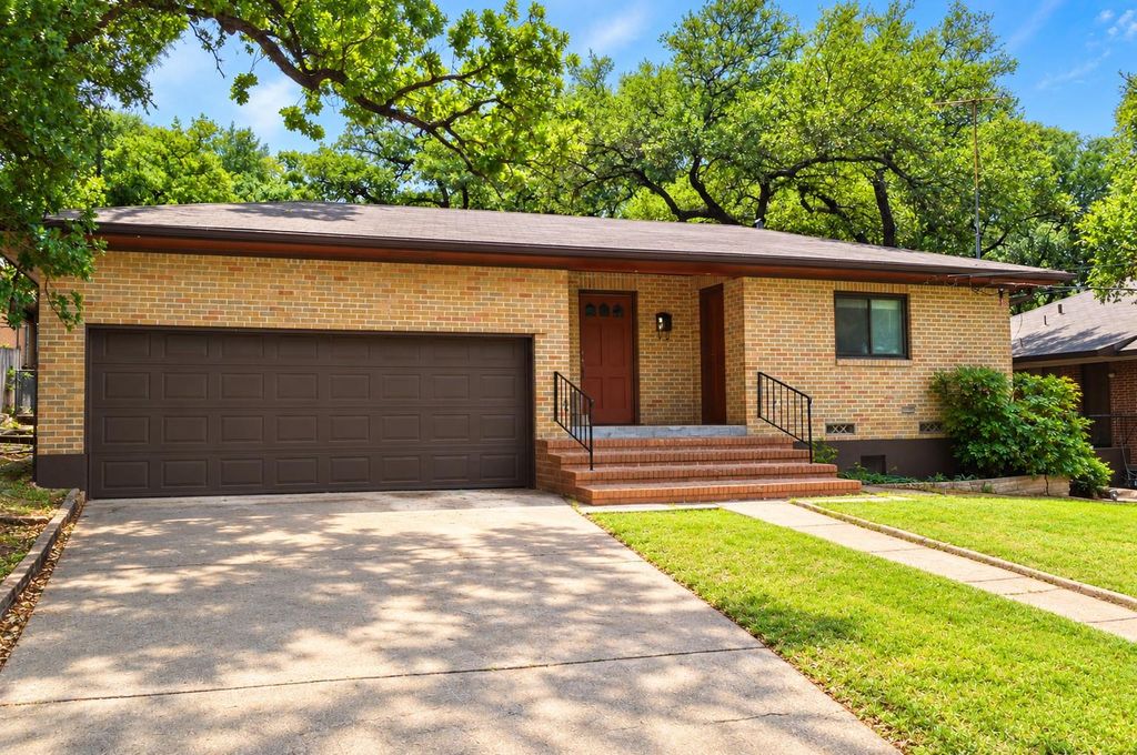 919 Keith LN, Austin, TX 78705
