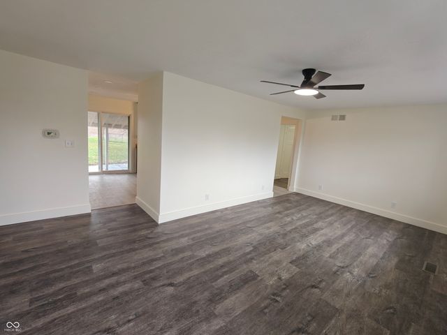 2183 S Fairview Drive, Shelbyville, IN 46176