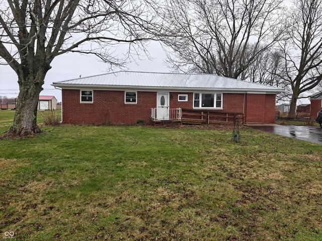 2183 S Fairview Drive, Shelbyville, IN 46176