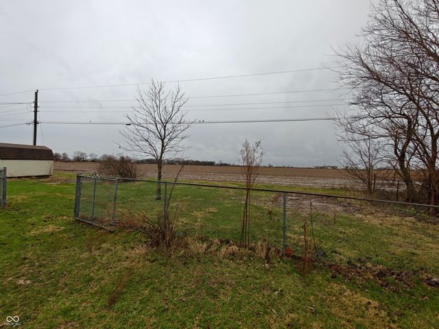 2183 S Fairview Drive, Shelbyville, IN 46176