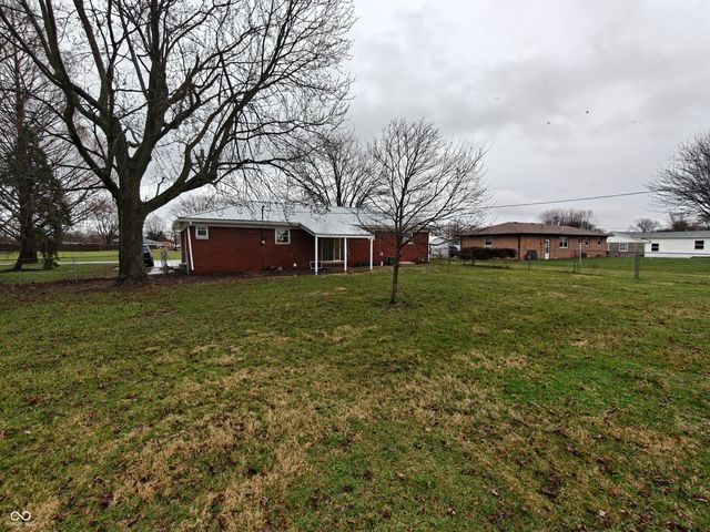 2183 S Fairview Drive, Shelbyville, IN 46176
