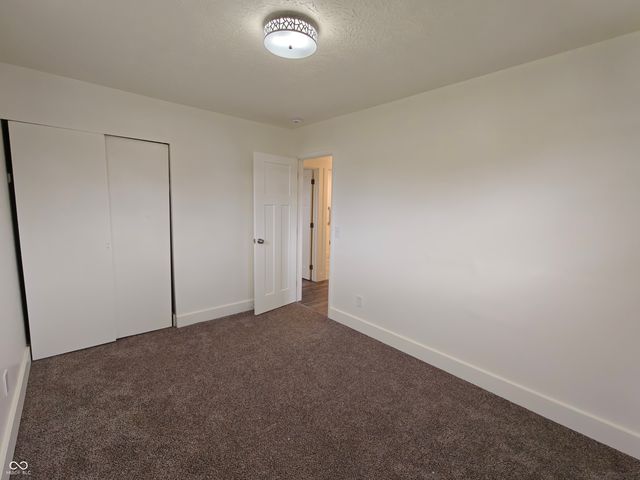 2183 S Fairview Drive, Shelbyville, IN 46176