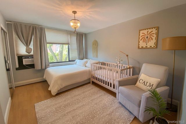 724 166th Street 5D, Beechhurst, NY 11357