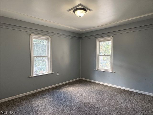 63 Rosalind Court, Akron, OH 44304