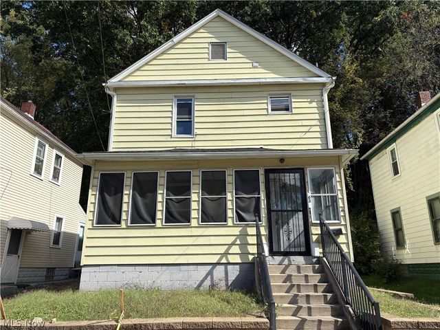 63 Rosalind Court, Akron, OH 44304