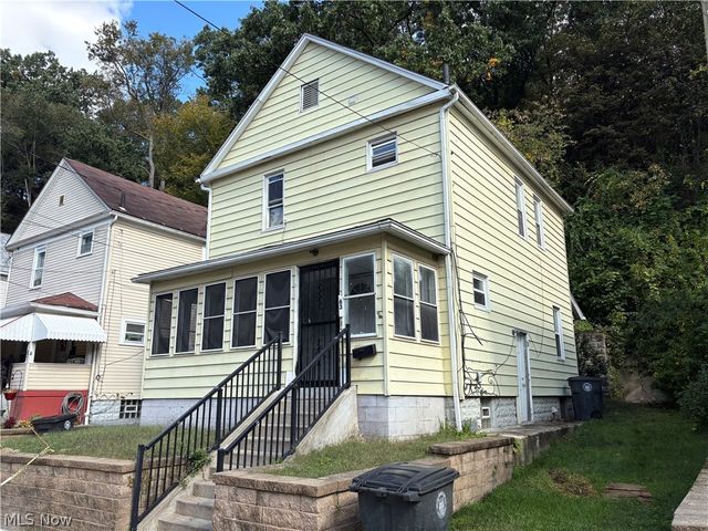 63 Rosalind Court, Akron, OH 44304