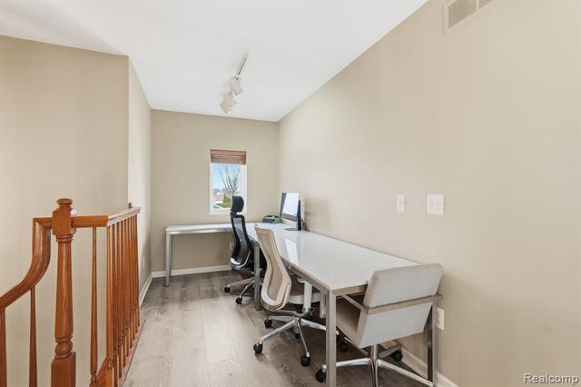 22432 Pointe Drive, Saint Clair Shores, MI 48081