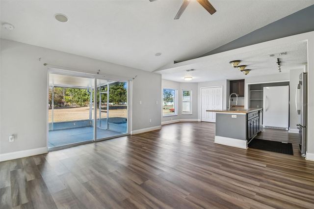 31609 HUNT CLUB LANE, Wesley Chapel, FL 33543