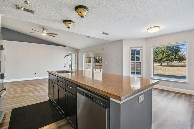 31609 HUNT CLUB LANE, Wesley Chapel, FL 33543