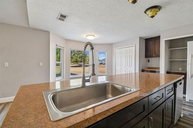 31609 HUNT CLUB LANE, Wesley Chapel, FL 33543