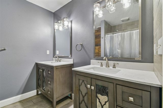 31609 HUNT CLUB LANE, Wesley Chapel, FL 33543