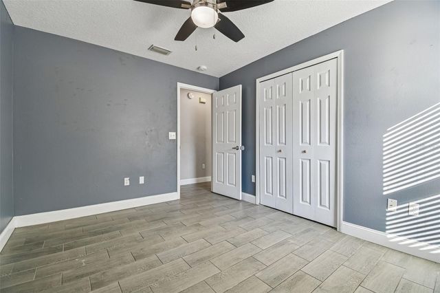 31609 HUNT CLUB LANE, Wesley Chapel, FL 33543