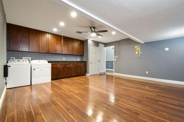 31609 HUNT CLUB LANE, Wesley Chapel, FL 33543