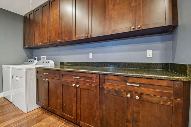 31609 HUNT CLUB LANE, Wesley Chapel, FL 33543