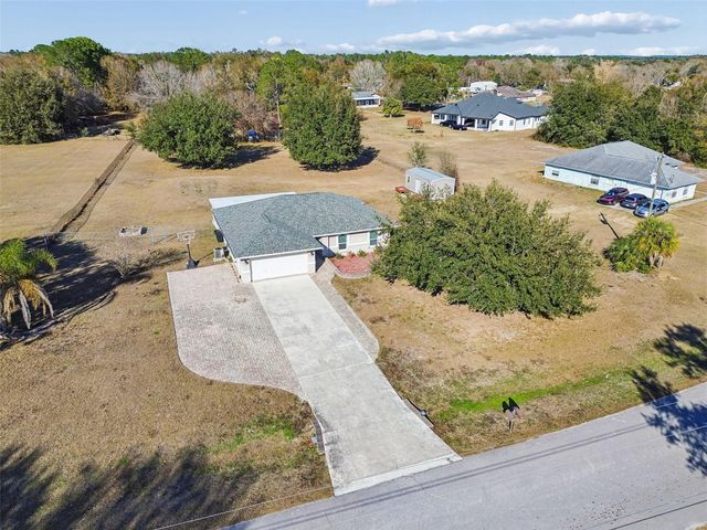 31609 HUNT CLUB LANE, Wesley Chapel, FL 33543