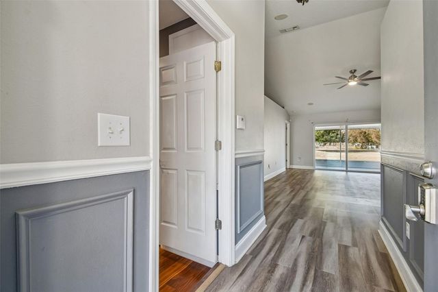 31609 HUNT CLUB LANE, Wesley Chapel, FL 33543