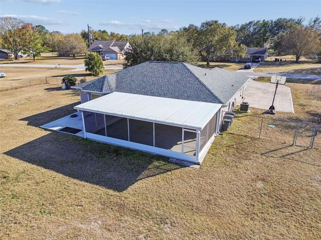 31609 HUNT CLUB LANE, Wesley Chapel, FL 33543