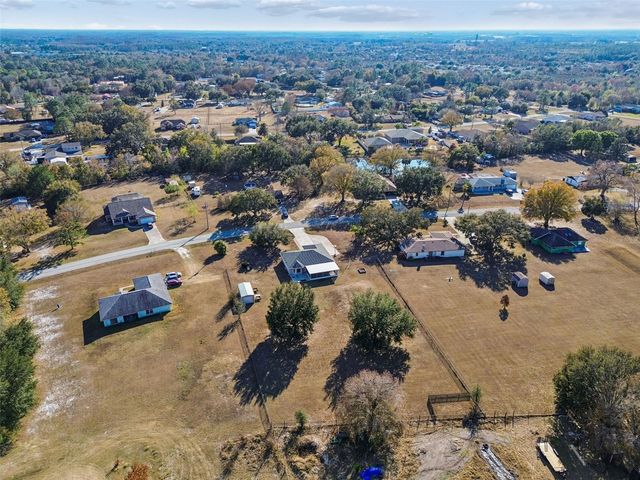 31609 HUNT CLUB LANE, Wesley Chapel, FL 33543