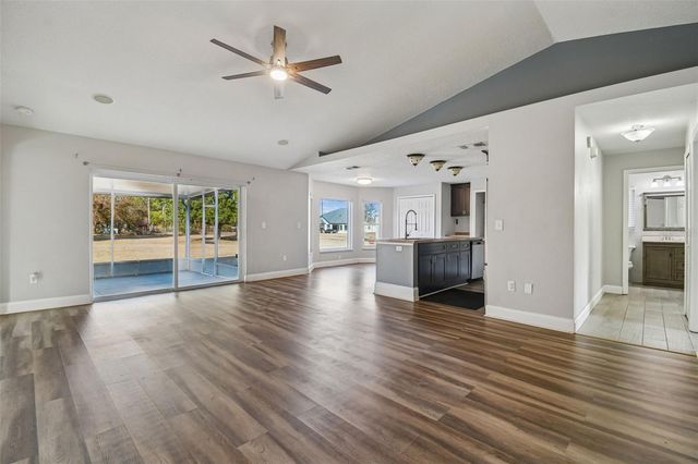 31609 HUNT CLUB LANE, Wesley Chapel, FL 33543