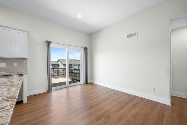 5835 N Ashford St, Wichita, KS 67219