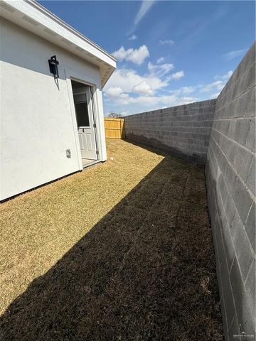 9202 N 56th Lane 4, Mcallen, TX 78504