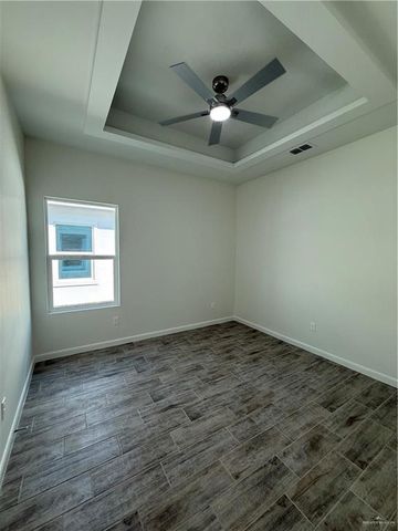 9202 N 56th Lane 4, Mcallen, TX 78504