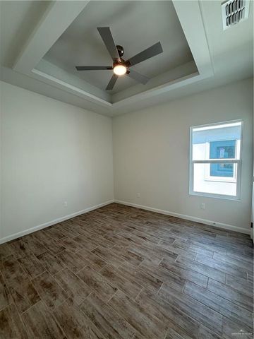 9202 N 56th Lane 4, Mcallen, TX 78504