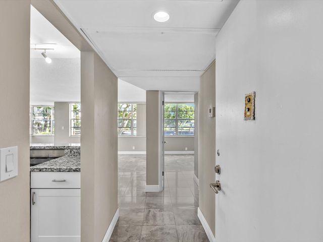 2741 TAFT Street 104, Hollywood, FL 33020