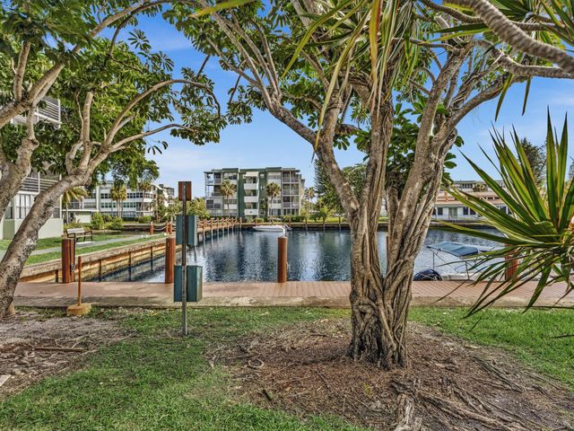 2741 TAFT Street 104, Hollywood, FL 33020