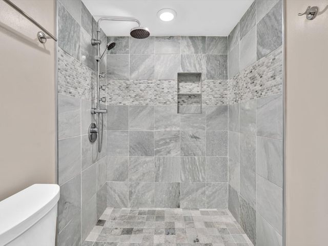 2741 TAFT Street 104, Hollywood, FL 33020