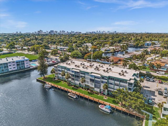 2741 TAFT Street 104, Hollywood, FL 33020