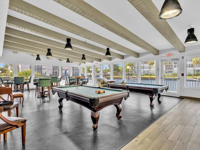 2741 TAFT Street 104, Hollywood, FL 33020