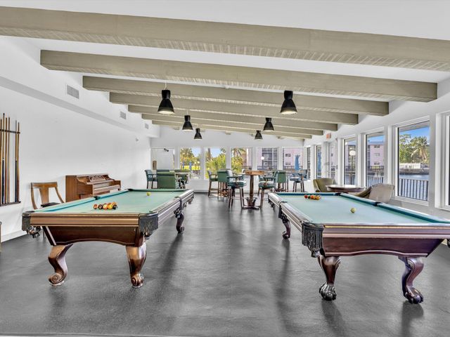 2741 TAFT Street 104, Hollywood, FL 33020