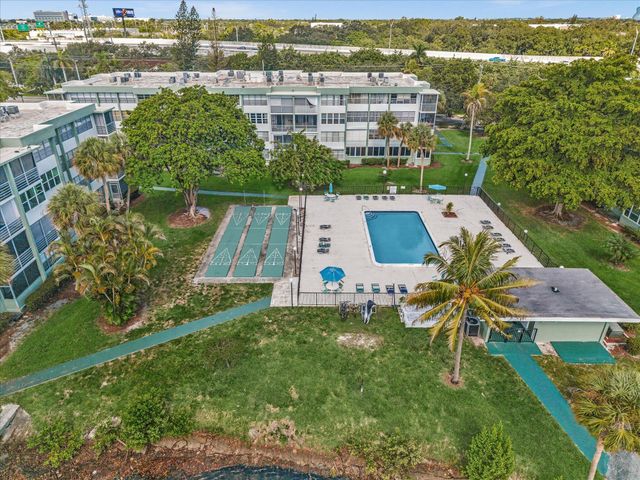 2741 TAFT Street 104, Hollywood, FL 33020