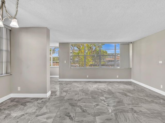 2741 TAFT Street 104, Hollywood, FL 33020