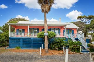 1120 E Arctic Avenue, Folly Beach, SC 29439