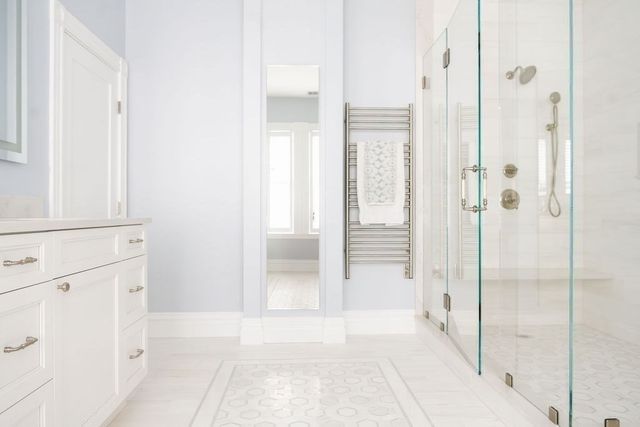 220 Aspinwall Ave, Brookline, MA 02446
