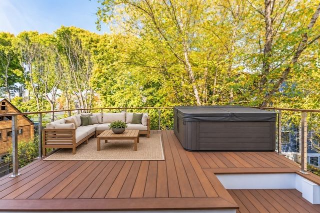 220 Aspinwall Ave, Brookline, MA 02446