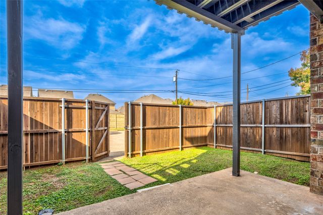 208 Wilshire Drive A, Euless, TX 76040