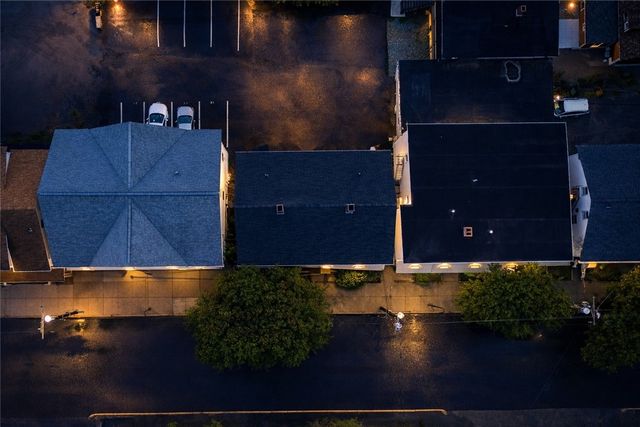 372 River Street, Woonsocket, RI 02895