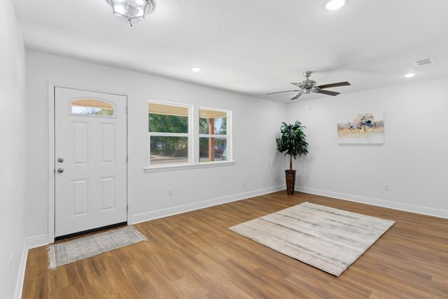 113 Green St., Petal, MS 39465