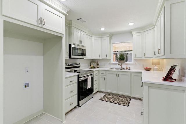 113 Green St., Petal, MS 39465