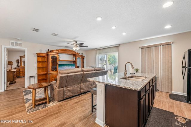 8528 OSTEEN Street, Jacksonville, FL 32210