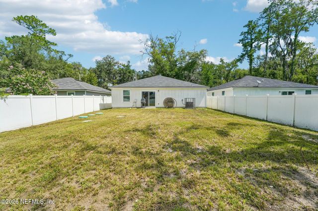 8528 OSTEEN Street, Jacksonville, FL 32210