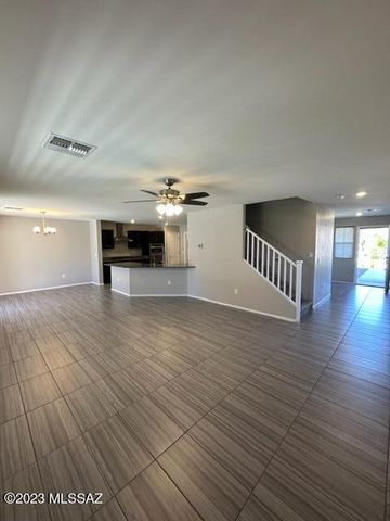 9563 S Trapper Ridge Drive, Tucson, AZ 85747