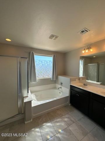 9563 S Trapper Ridge Drive, Tucson, AZ 85747