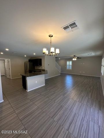 9563 S Trapper Ridge Drive, Tucson, AZ 85747