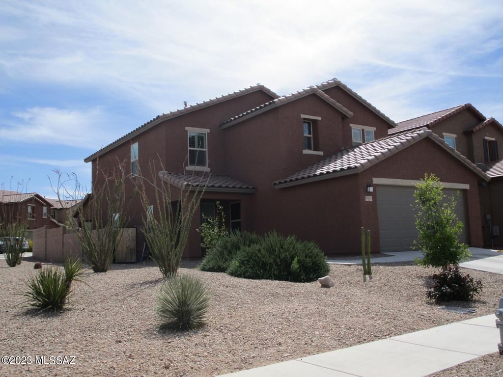 9563 S Trapper Ridge Drive, Tucson, AZ 85747