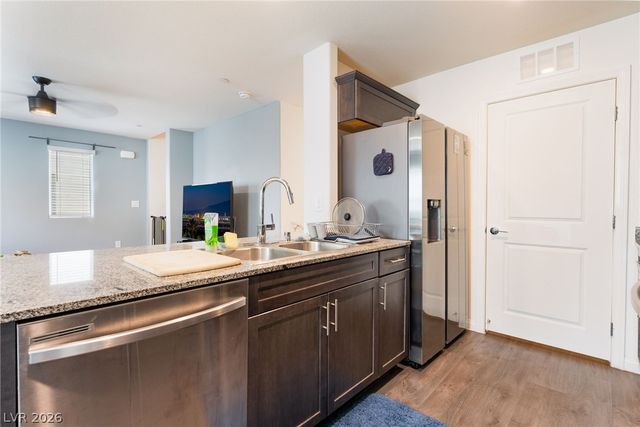 6953 Midnight Bronze Street, North Las Vegas, NV 89086